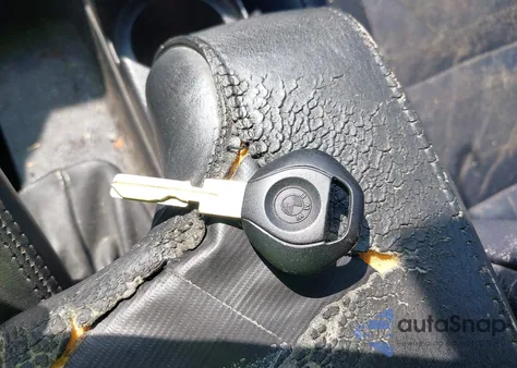 1995 BMW 325 Ic из США, поврежденный, VIN WBABJ5320SJC83061